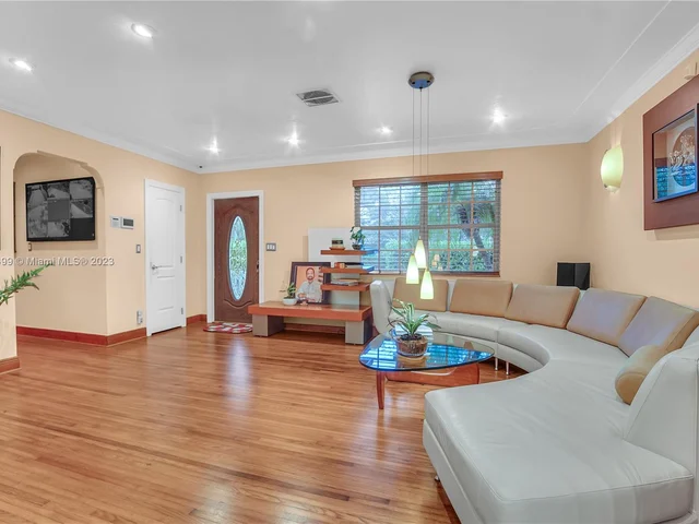 405 Candia Ave, Coral Gables FL 33134