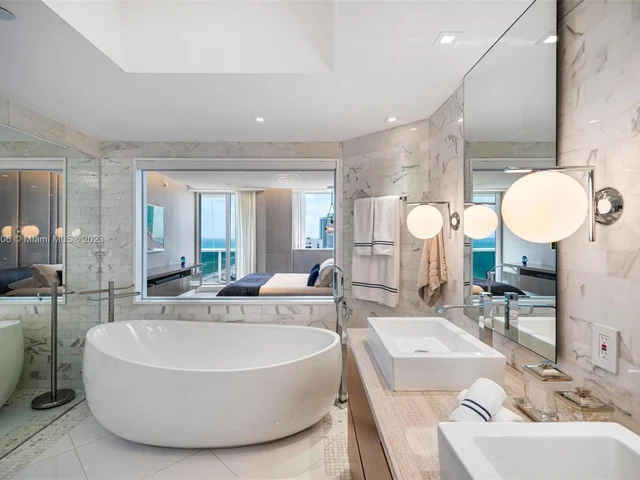 4775 Collins Ave # 2603, Miami Beach FL 33140