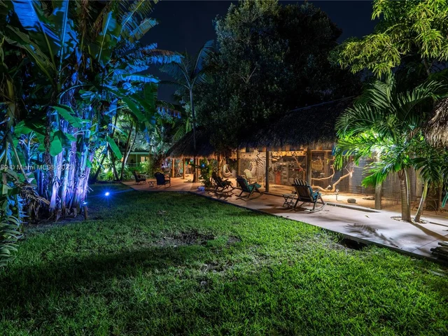 2810 SW 114th Ave, Miami FL 33165