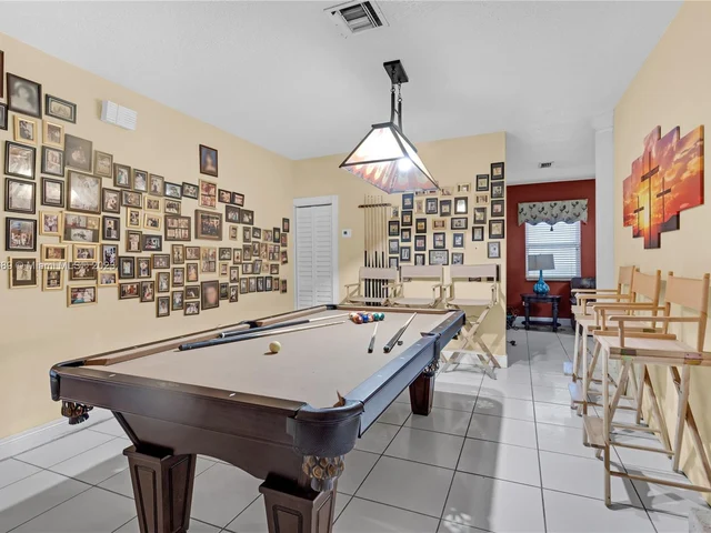 2810 SW 114th Ave, Miami FL 33165