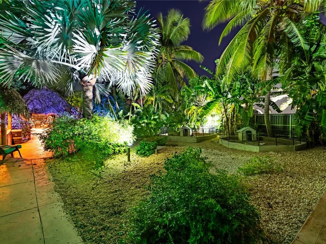 2810 SW 114th Ave, Miami FL 33165