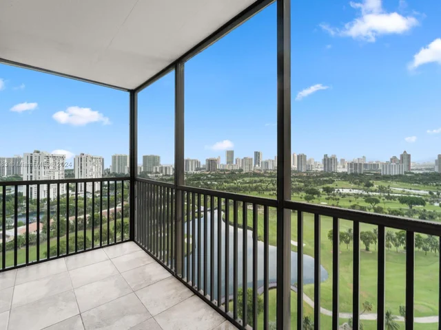 20379 W Country Club Dr # 2433, Aventura FL 33180