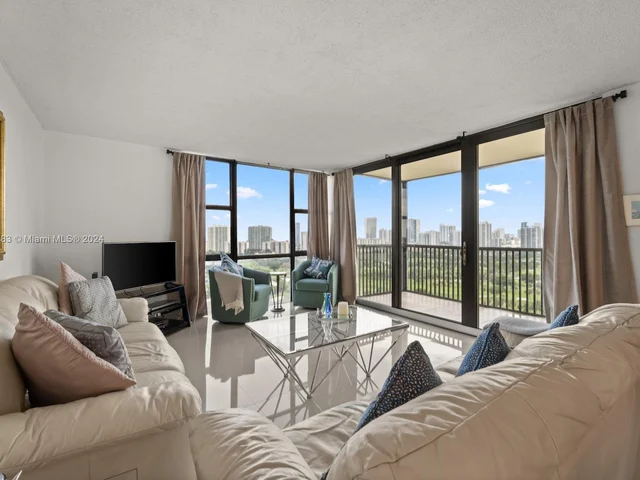 20379 W Country Club Dr # 2433, Aventura FL 33180