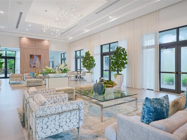 4740 NW 84th Ct # 31, Doral FL 33166