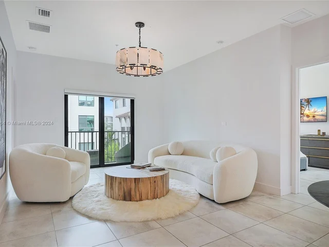 4740 NW 84th Ct # 31, Doral FL 33166