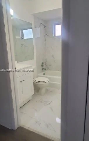 2431 SW 82nd Ave # 105, Davie FL 33324