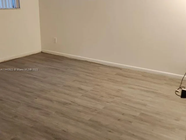 2431 SW 82nd Ave # 105, Davie FL 33324