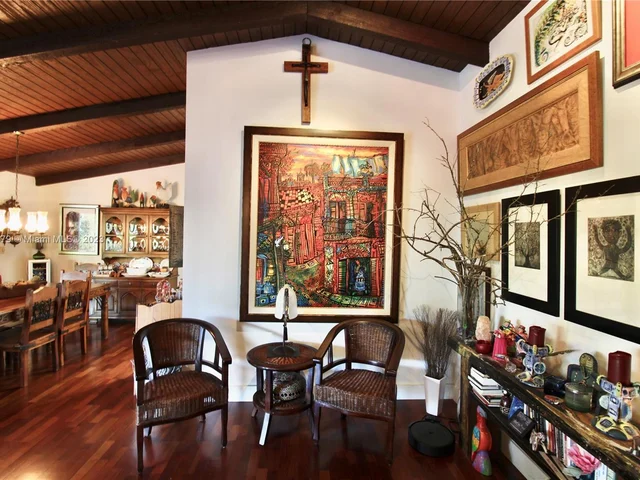 11370 SW 118th St, Miami FL 33176