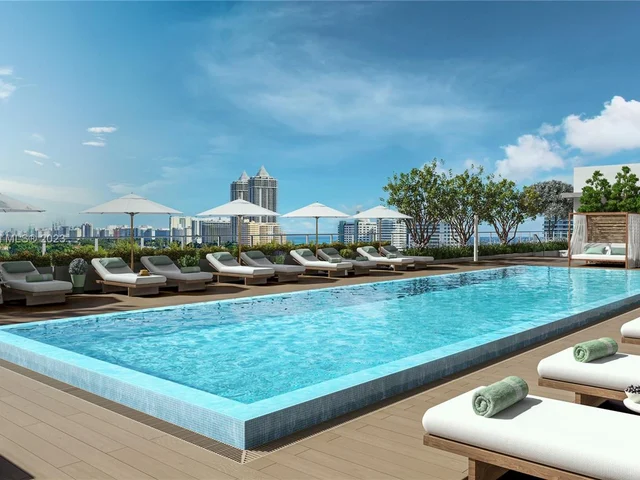 340 W 42nd St # 411, Miami Beach FL 33140