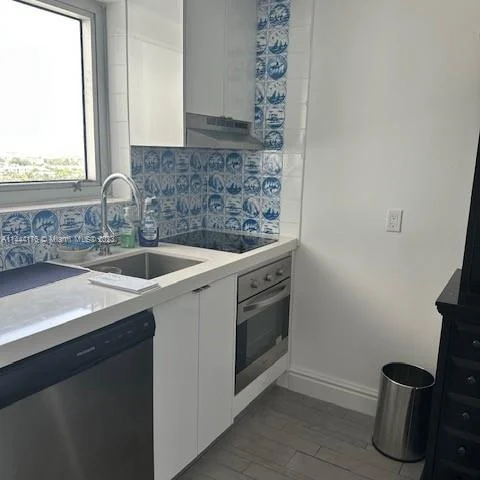 1100 West Ave # 1402, Miami Beach FL 33139