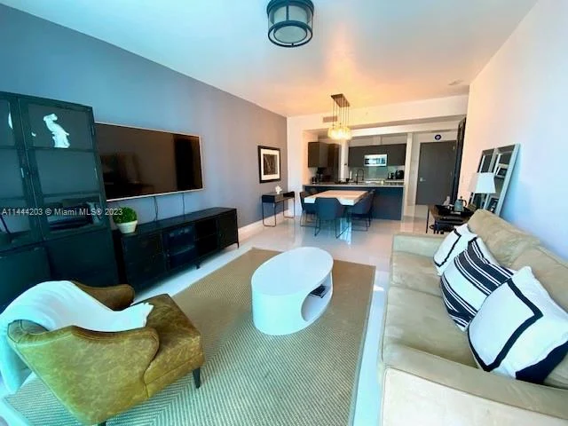 1080 Brickell Ave # 2004, Miami FL 33131