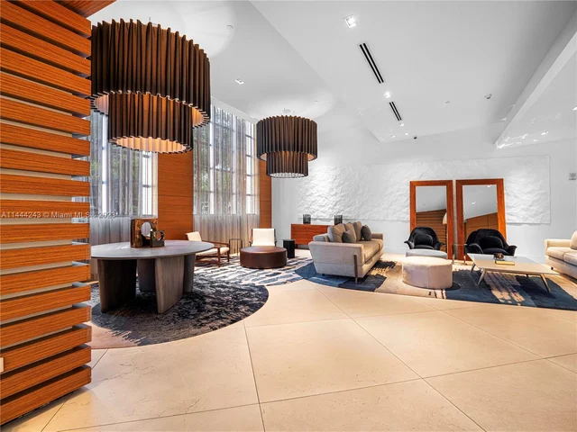 3301 NE 1st Ave # 7, Miami FL 33137