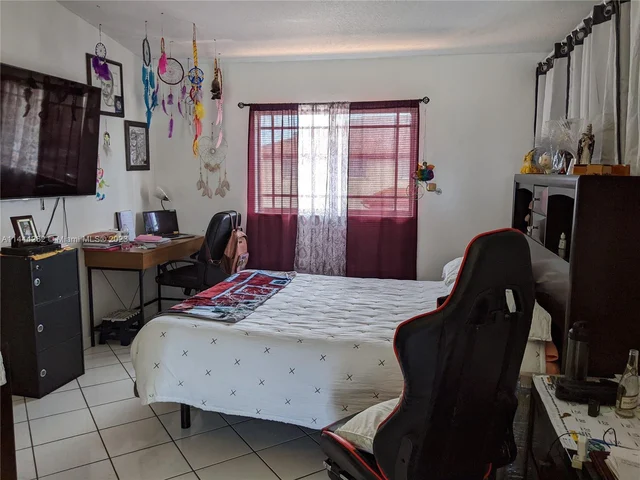 10903 W Okeechobee Rd # 202, Hialeah Gardens FL 33018