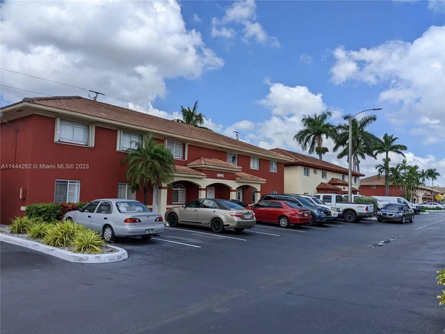 10903 W Okeechobee Rd # 202, Hialeah Gardens FL 33018
