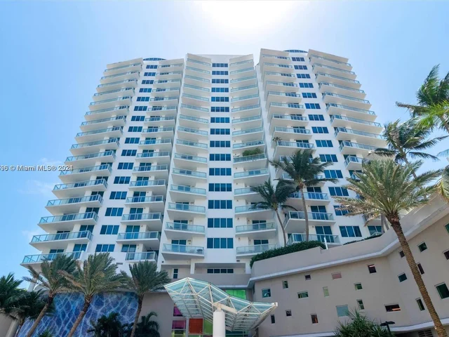 3801 Collins Ave # 1104, Miami Beach FL 33140