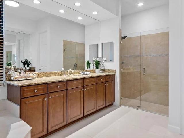 3695 NW 87th Ave, Cooper City FL 33024