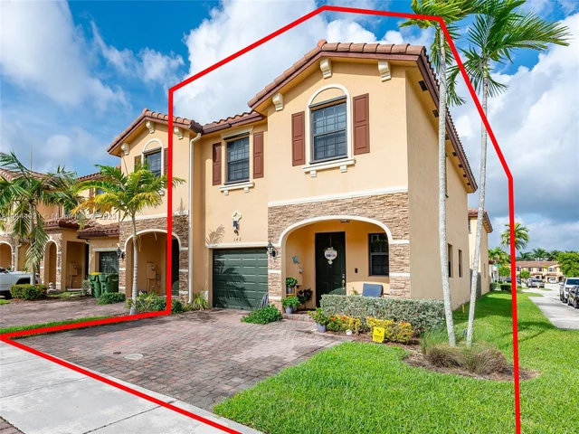 142 SE 34th Ter, Homestead FL 33033