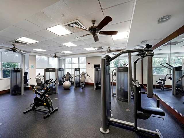 19501 W Country Club Dr # 07, Aventura FL 33180