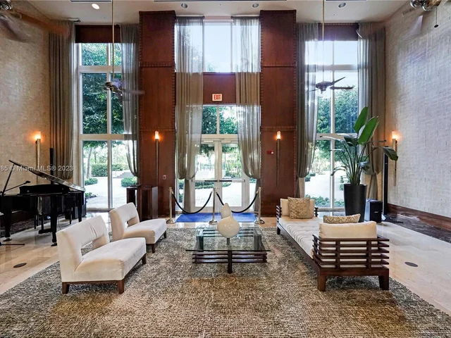 19501 W Country Club Dr # 07, Aventura FL 33180