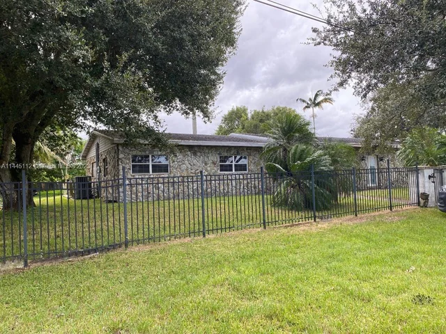 20250 SW 155th Ave, Miami FL 33187