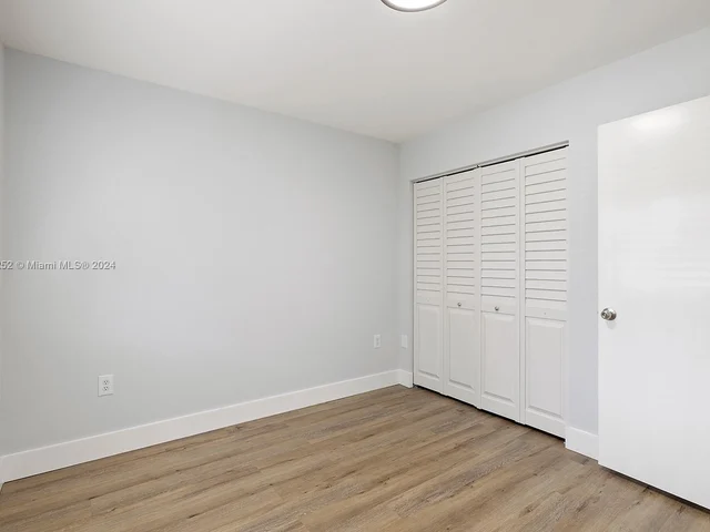 900 SW 142nd Ave # 113L, Pembroke Pines FL 33027