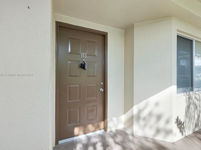 900 SW 142nd Ave # 113L, Pembroke Pines FL 33027