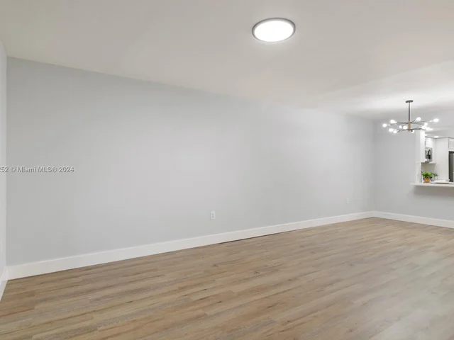 900 SW 142nd Ave # 113L, Pembroke Pines FL 33027