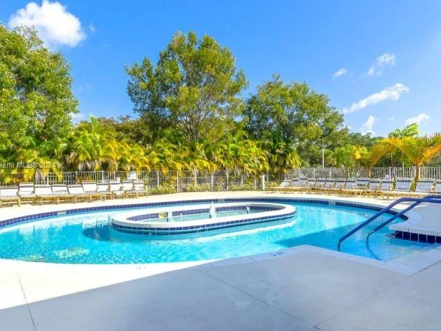 900 SW 142nd Ave # 113L, Pembroke Pines FL 33027