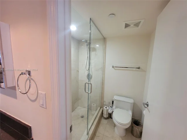 6917 Collins Ave # 1505, Miami Beach FL 33141