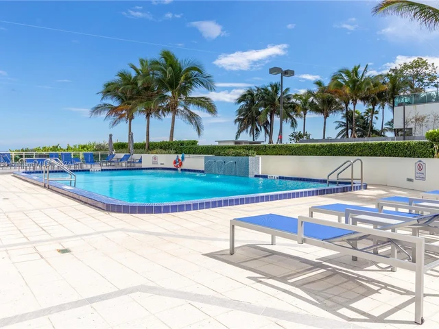 6917 Collins Ave # 1505, Miami Beach FL 33141