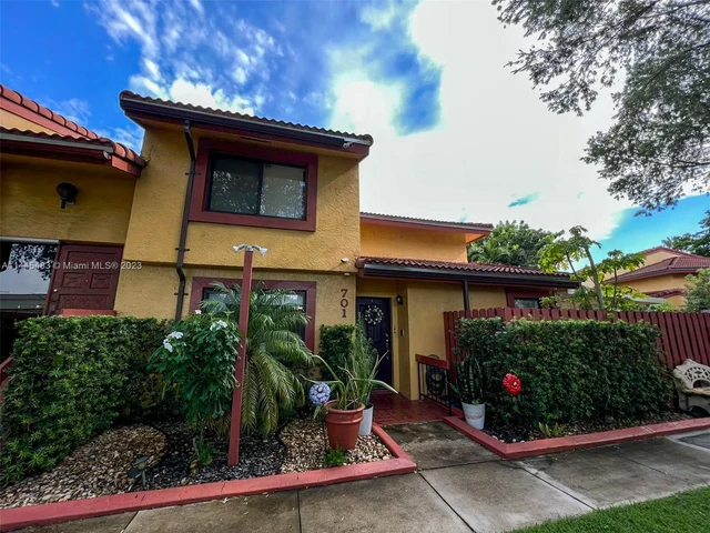 5975 SW 137th Ave # 701, Miami FL 33183