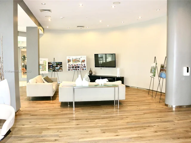 10275 Collins Ave # 301, Bal Harbour FL 33154