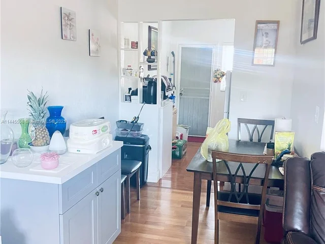 3671 SW 10th St # 9B, Miami FL 33135