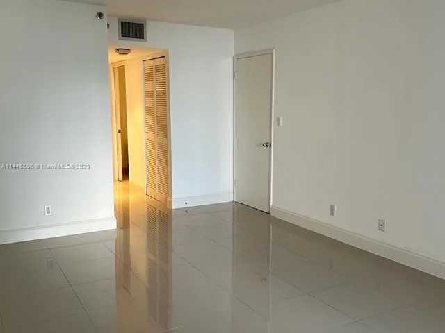 1717 N Bayshore Dr # 1638, Miami FL 33132