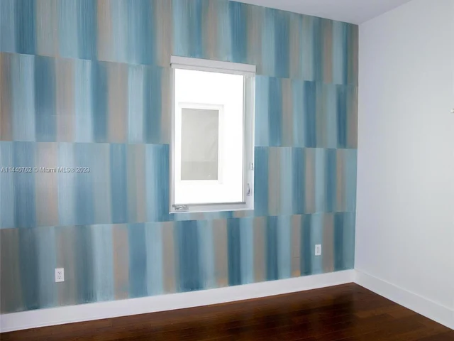 3335 NW 82nd Ct, Doral FL 33122