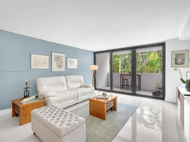 100 Ocean Lane Dr # 204, Key Biscayne FL 33149