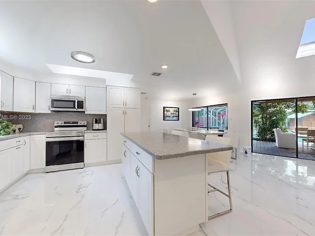 19490 SW 334th St, Homestead FL 33034