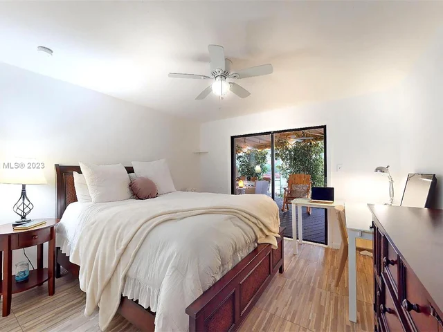 19490 SW 334th St, Homestead FL 33034