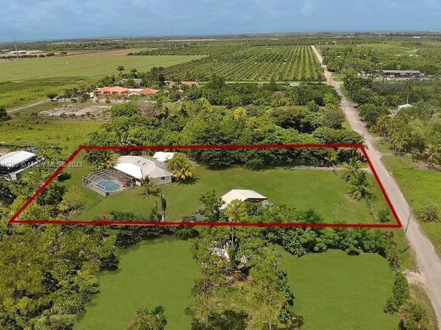 19490 SW 334th St, Homestead FL 33034