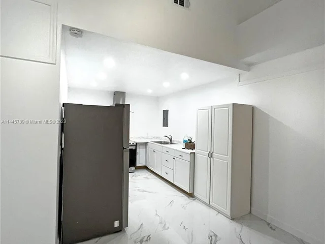 19490 SW 334th St, Homestead FL 33034