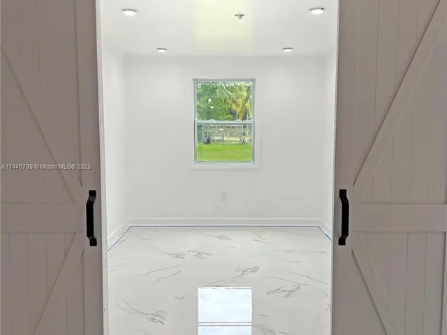 19490 SW 334th St, Homestead FL 33034