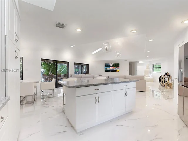 19490 SW 334th St, Homestead FL 33034