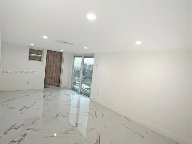 19490 SW 334th St, Homestead FL 33034