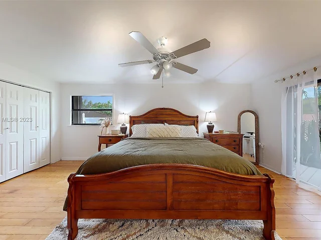 19490 SW 334th St, Homestead FL 33034