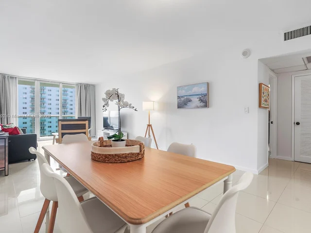 19370 Collins Ave # 708, Sunny Isles Beach FL 33160