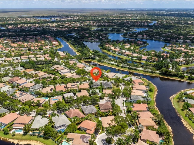 1159 Skylark Dr, Weston FL 33327