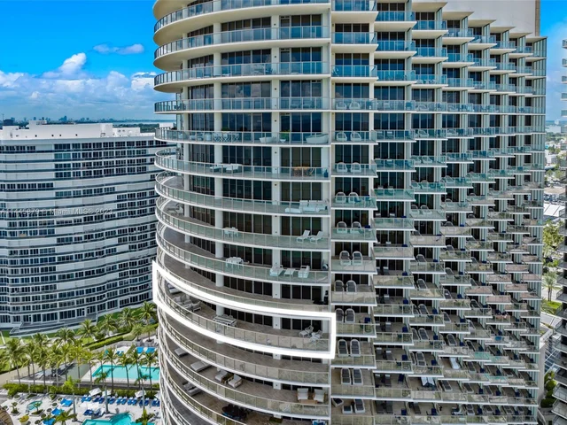 9703 Collins Ave # 1700, Bal Harbour FL 33154