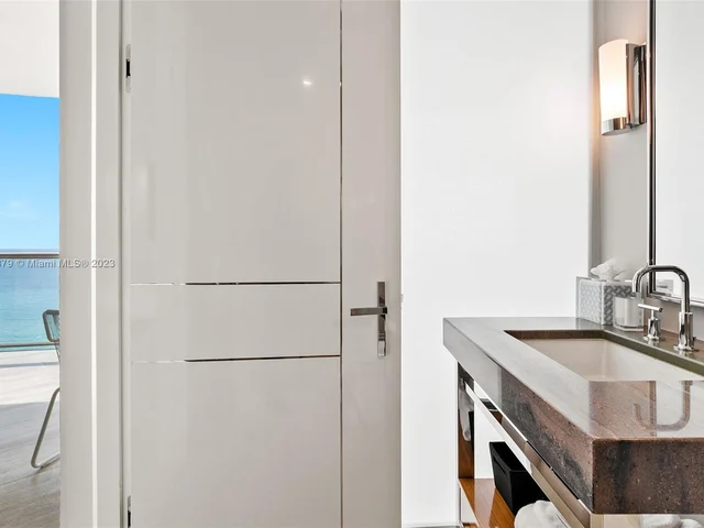 9703 Collins Ave # 1700, Bal Harbour FL 33154