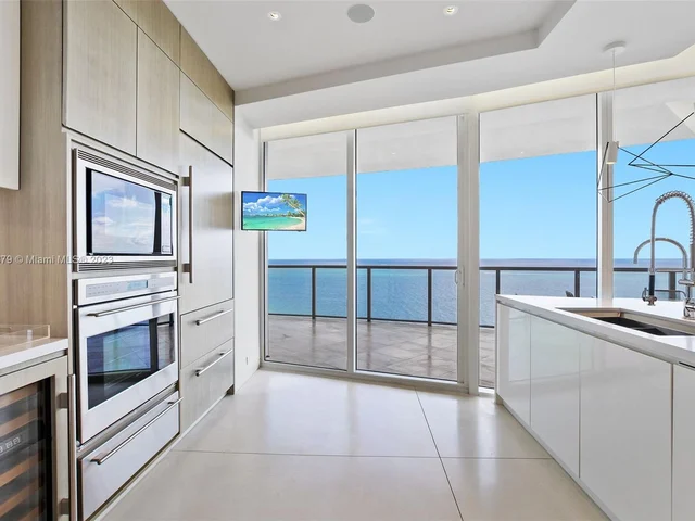 9703 Collins Ave # 1700, Bal Harbour FL 33154