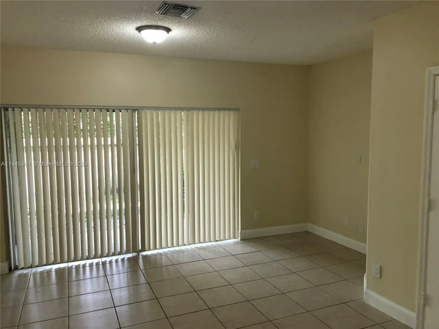232 SW 122nd Ter # 232, Pembroke Pines FL 33025